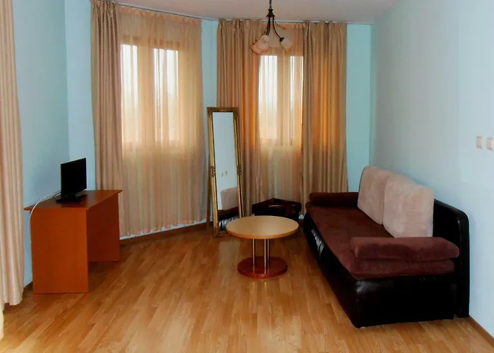 Misha Pensión Petrevene